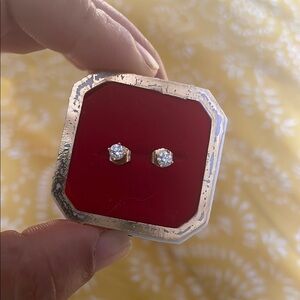 Elegant Diamond Studs/14K Yellow Gold